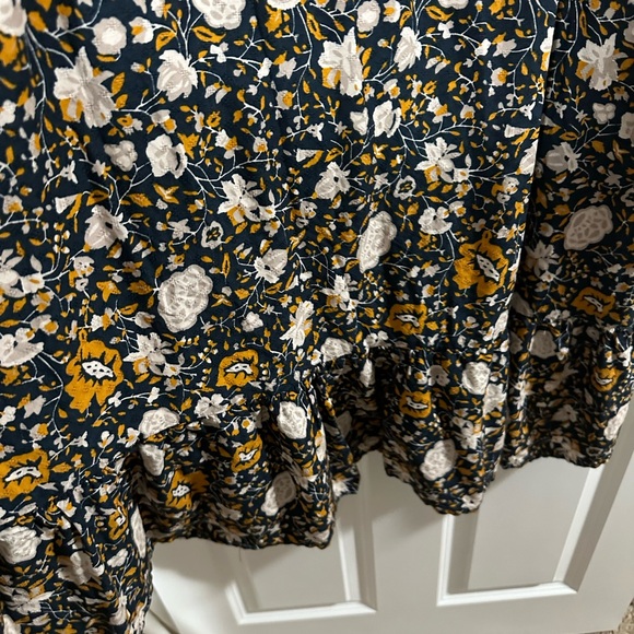 Universal Thread Navy Blue + Yellow Floral Prairie Cottage Core Dress Plus 3X - Picture 6 of 7